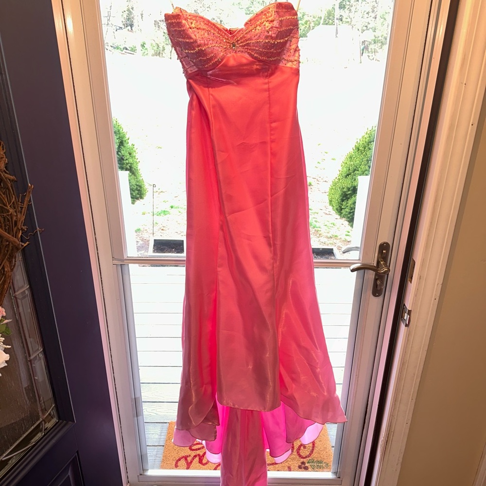 Size 4 pink beaded bodice mermaid prom dress with train